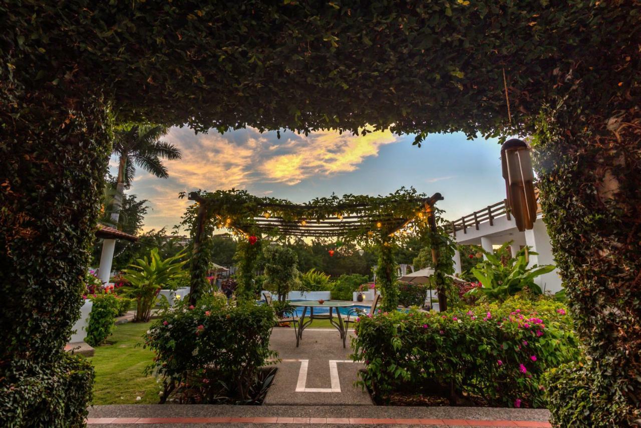 פוארטו ואלארטה The Green House Marina Golf - Suites & Villas מראה חיצוני תמונה